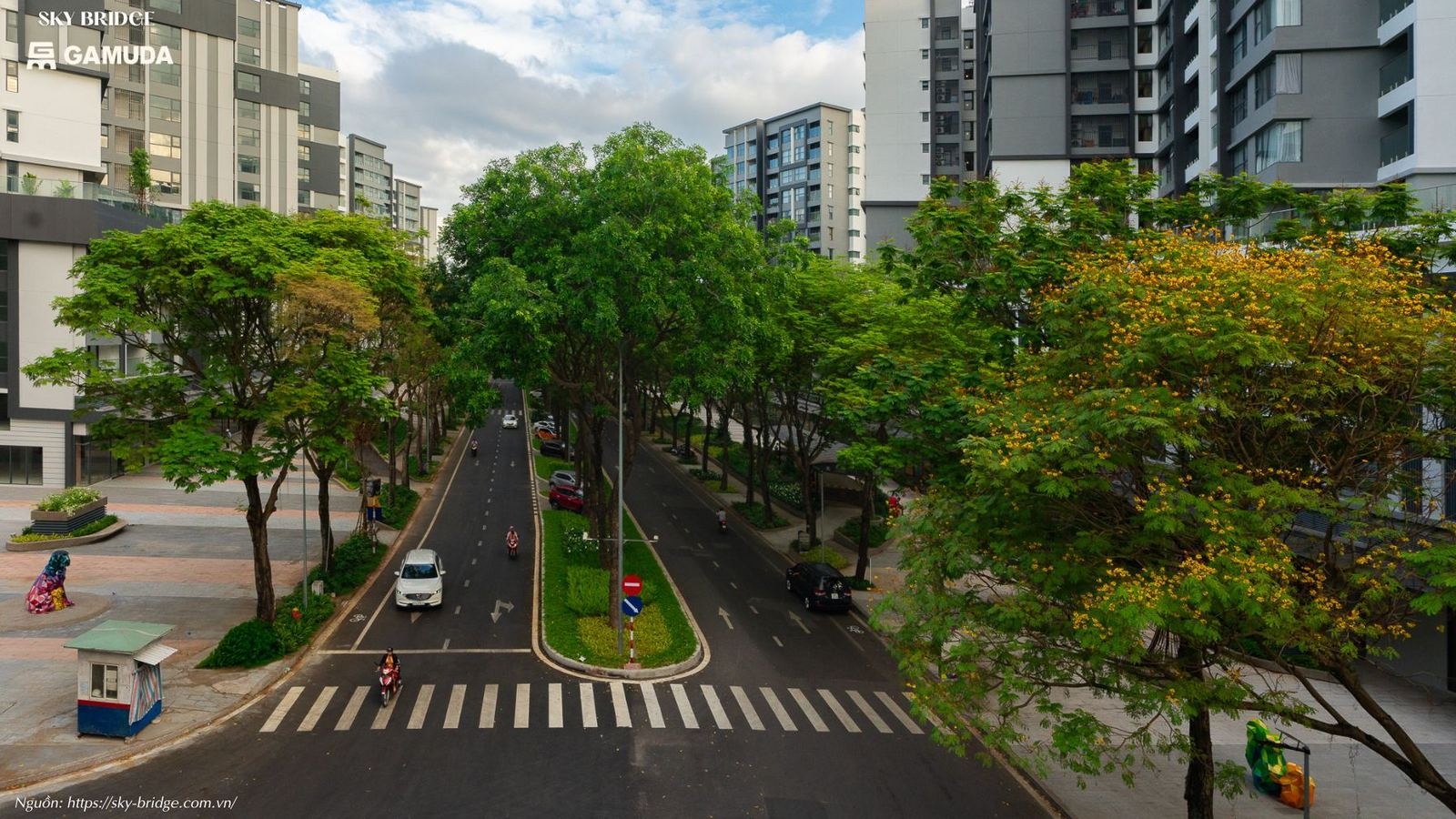 Đường dạo bộ công viên xanh dự án SkyBridge By Gamuda Land
